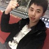 黄伟科