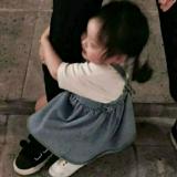易小结巴