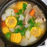 玉米萝卜排骨汤
