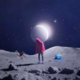 月朗星稀影相随