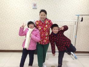 如今她唱歌人见人烦, 输在了做人上, 看看这几位农民歌星怎么做!