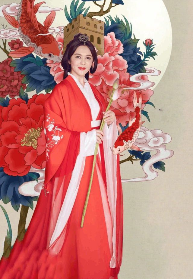 关之琳脸大脖子短还穿旗袍, 没想到魁梧的蒋欣最美