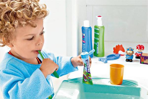 宝宝的牙膏可以含氟吗? 会选才是重点_第1页_育儿天地_亲子_西祠胡同