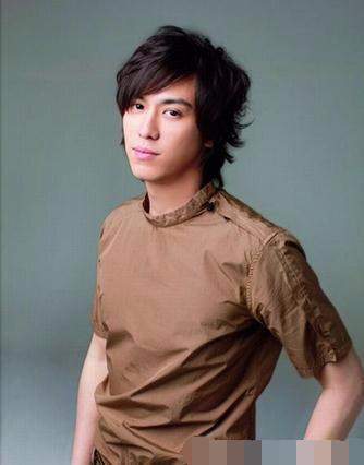 黑帮老大的太子, 拒签20亿遗产, 娱乐圈无人敢惹