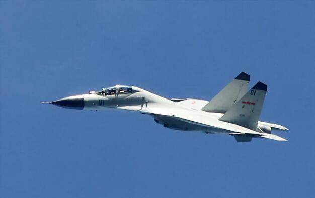 中国真正的制空四代战机不是歼20而是歼60 吓