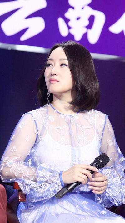 尴尬了杨钰莹! 一剪刀下去不仅甜美气质没了, 大妈气也跑出来了!