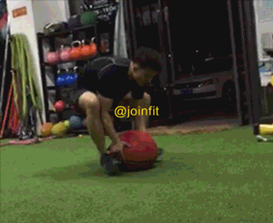 gif 瑜伽球 壶铃还能这样玩 gif 功能健身球 gif 卧推上百公斤的力量