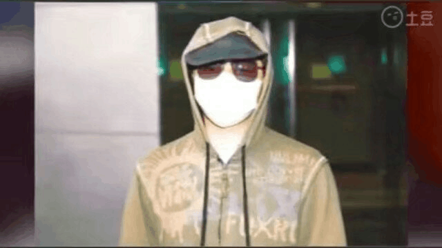 当年毁了陈冠希和张柏芝的电脑维修员, 受到了怎样的惩罚?