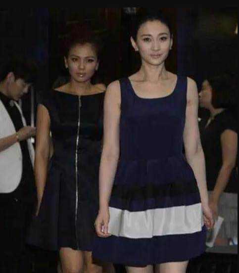 41岁李小冉同框39岁刘涛, 网友: 贵妇和村妇的差距一目了然!