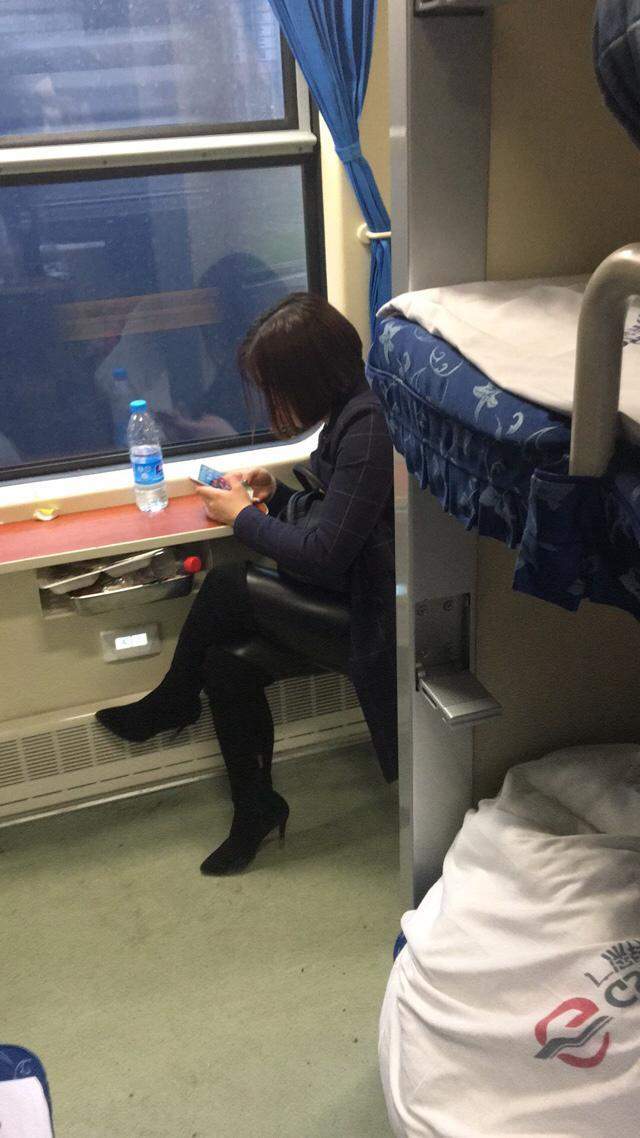 火车上有人要和你换卧铺你愿意吗?