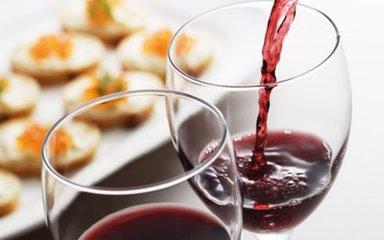 白酒和红酒可以混在一起和吗?_豫城网_河南地