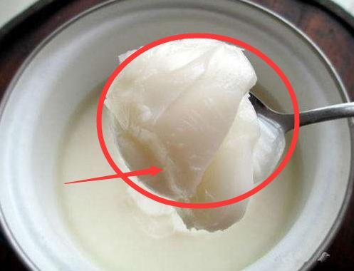 气垫BB霜一打开盖就直接涂? 多数女人做错了, 难怪总是脱妆卡粉