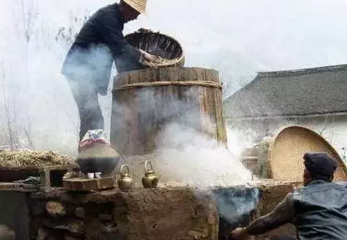 唐三镜酿酒技术赖燕老师-农村传统酿酒, 酿出十