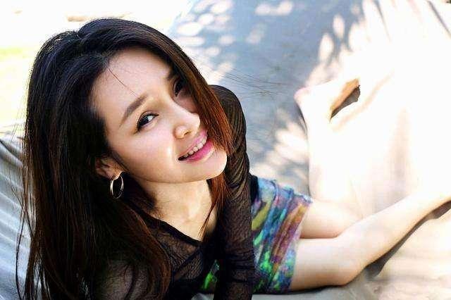 “四十几岁的老女人你也下得了口, 你真脏! ”