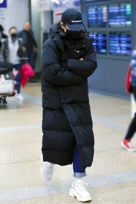 女星御寒经: 杨幂时尚依旧, 赵丽颖裹成粽子, AB不穿羽绒服?