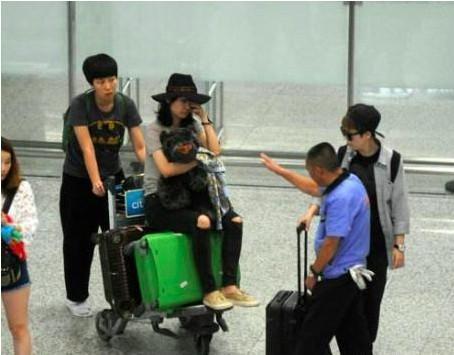 白百何刚消停几个月, 今天再次吸引大家的关注, 这事做的让人无语