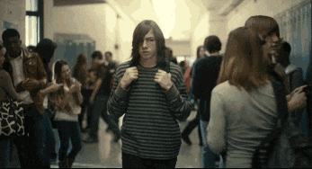 所有的人都用异样的眼光望着本.