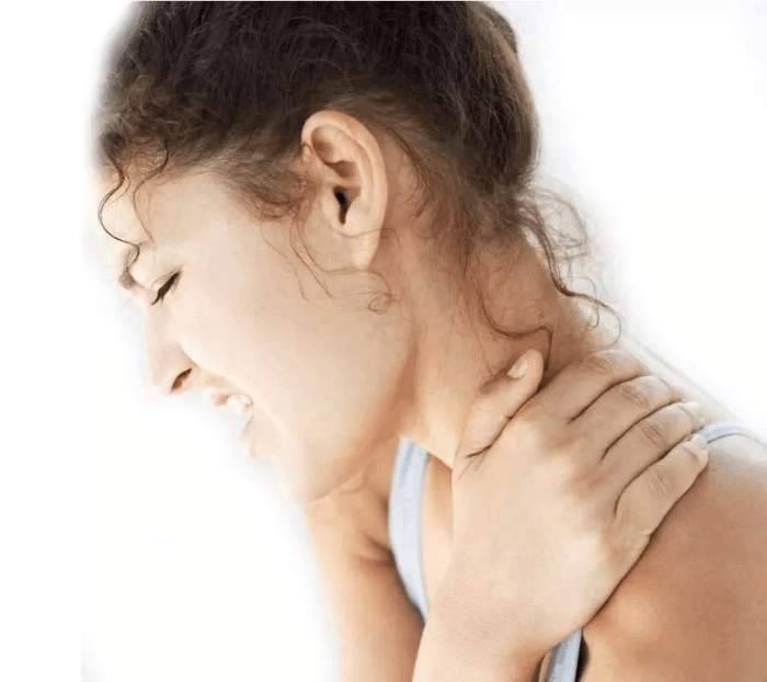 等你的颈椎压迫到神经_中药内病外治法