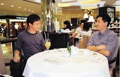 张国荣爱人近照曝光, 十年生死两茫茫, 今年57岁, 终身不娶