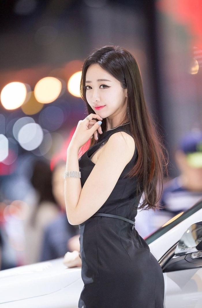 心中, 满满的都是牵挂 此生, 只为寻你而来。我的女神