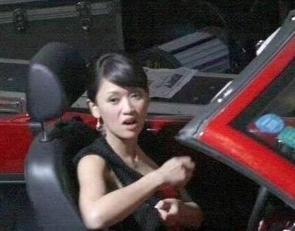 素颜的陈乔恩连交警都认不出来 盘查证件后相当意外