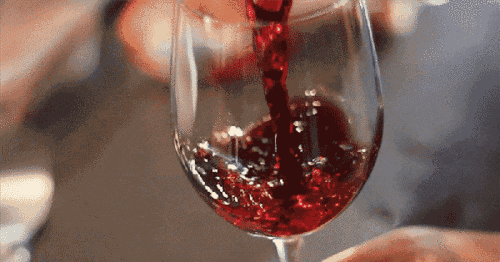 喝酒顺序都不知道, 怎么好意思说自己会喝葡萄酒