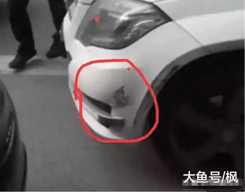 女子开车发生刮蹭拒付天价维修费, 男子: 我这可是豪车
