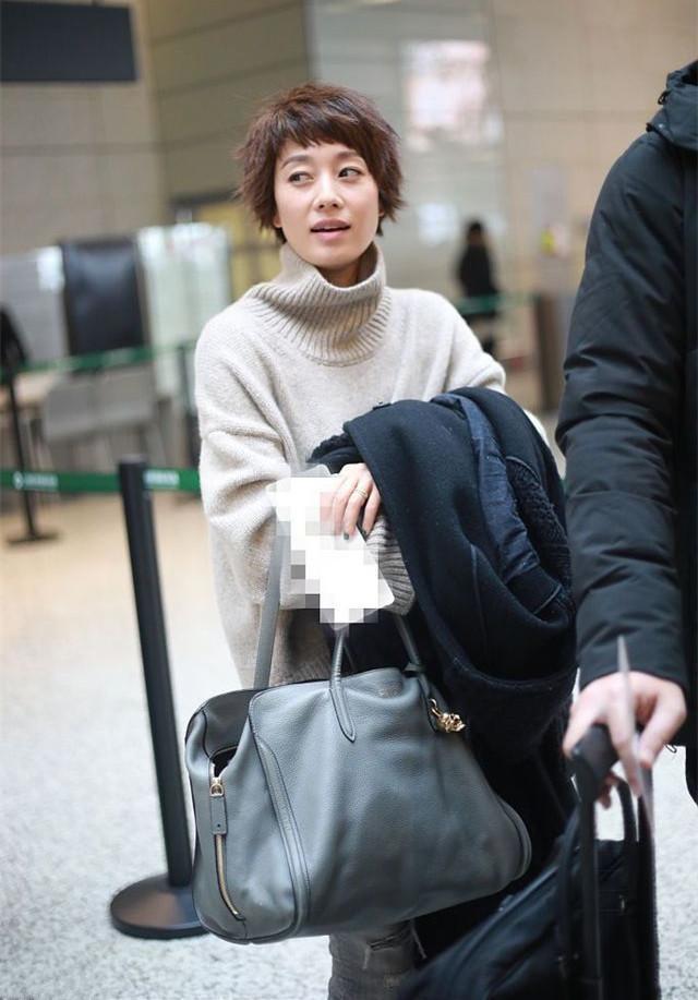 孙俪和马伊琍同现机场, 一个保镖跟随排场大, 一个独自一人超尴尬