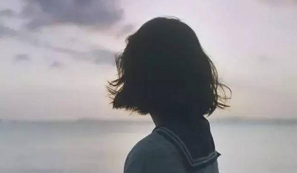 老婆跟男人跑了, 我和岳母住一起, 临睡前岳母提了一要求, 我懵了