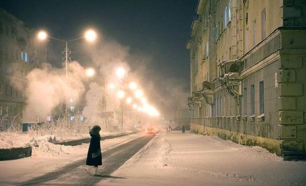 现实的恐怖之城诺里尔斯克, <wbr>整日黑夜, <wbr>暴雪不断，吓人