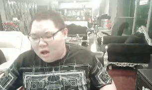 新一轮表情包上线,PDD惊艳了所有观众!