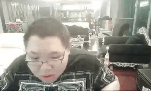 新一轮表情包上线,PDD惊艳了所有观众!