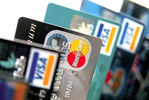 各大银行信用卡取现手续费和利息怎么算?