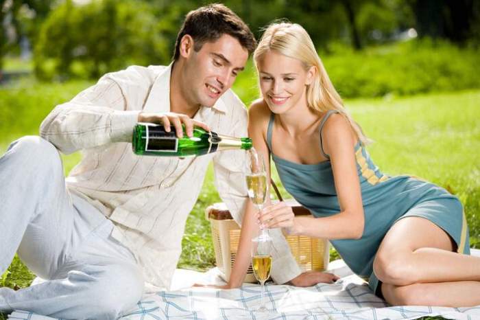 中年夫妻相处过程中要注意什么? 情感文章 第4张-情感之家信息网-两性婚姻挽回情感咨询 中年夫妻的情感危机_中年情感同志驿站_中年情感老少情缘