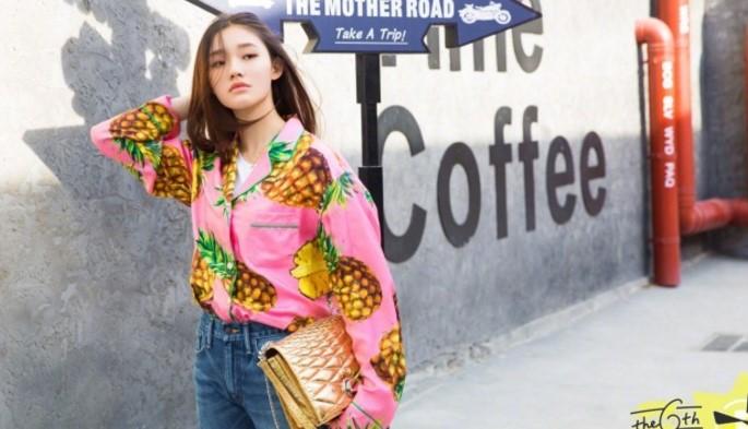 林允撞上江疏影同款菠萝衬衫 真是没有对比就没有伤害啊