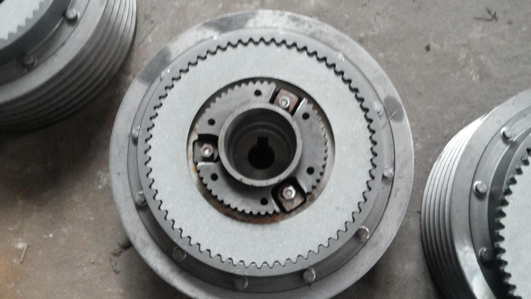 每天都在用的离合器是怎样工作的? 直观动画教你1秒看懂