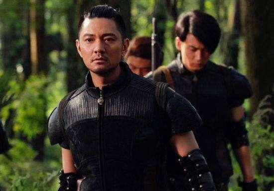 陈道明痛斥孙艺洲抗日神剧: 染发打耳洞, 军装短裙丢进脸面