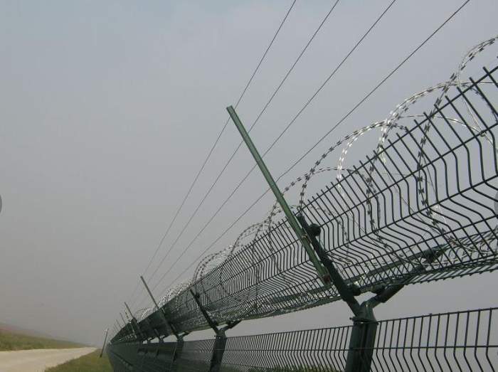 上海欧脉脉冲电子围栏在民航机场的应用(烟台