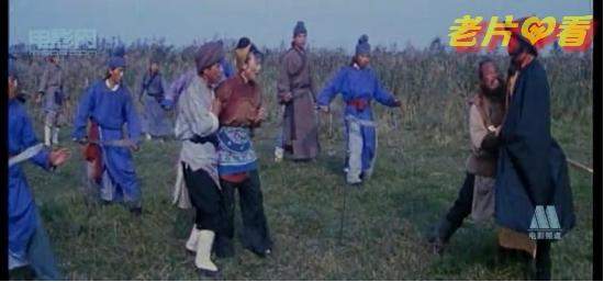 众人找到李自成后,一直跟随李翠微的马忠其实早已叛变,刺杀了闯王.