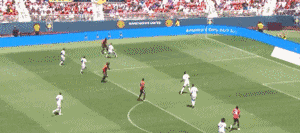 虽然通过数据表明这场由两大豪门组成的热身赛并不被太多人所重视,(10