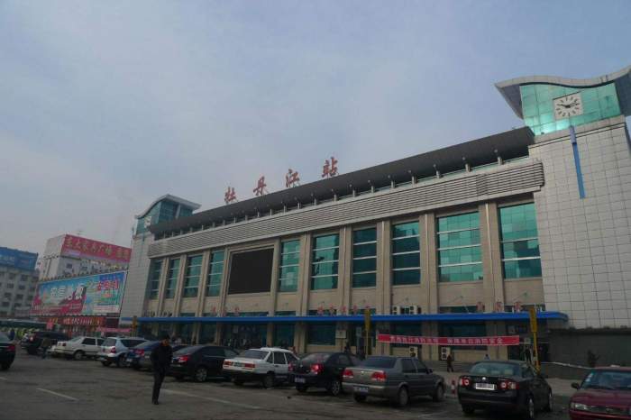 中国三四线城市的特等火车站: <wbr>株洲站、衡阳站、柳州站、佳木斯站、牡丹江站等 中国三四线城市的特等火车站: <wbr>株洲站、衡阳站、柳州站、佳木斯站、牡丹江站等