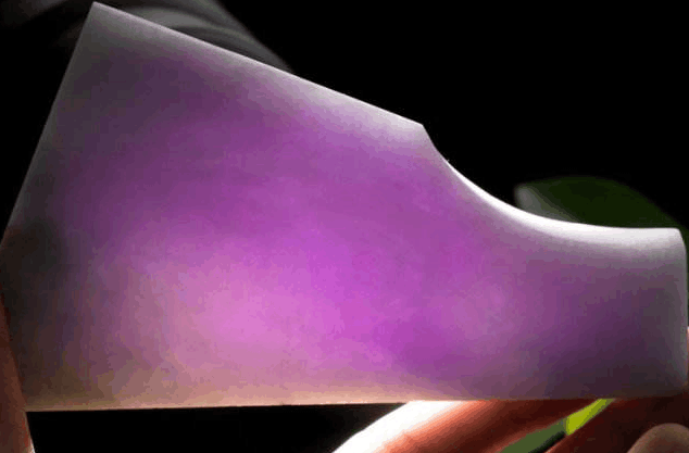 一块青蛙皮的会卡赌石, <wbr>12万没人要, <wbr>老板开窗后乐坏了!