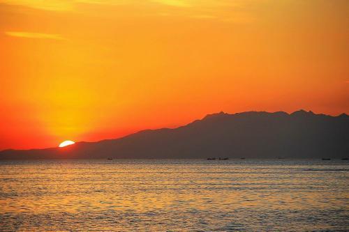 亚洲六大最美日落, <wbr>第一名是中国, <wbr>你能猜出来是哪里吗?