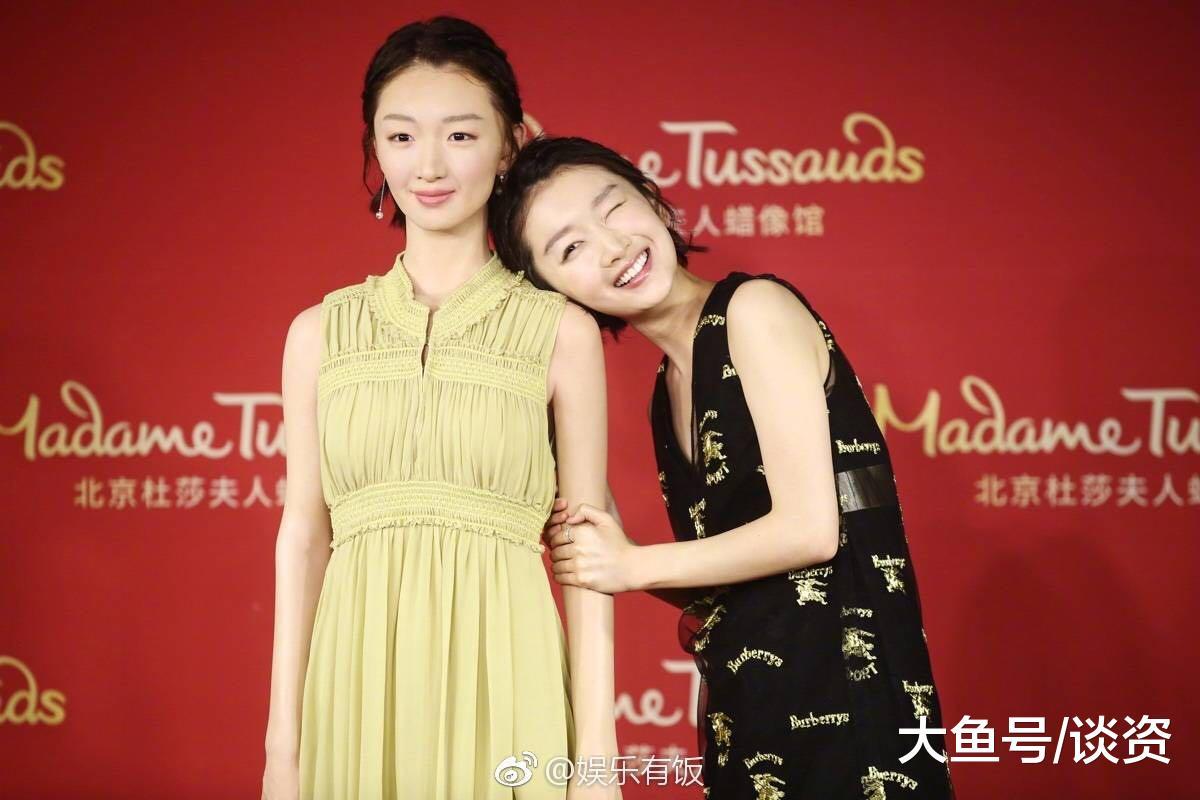 周冬雨的蜡像和本人超级像, 但只有一个地方不符合实际