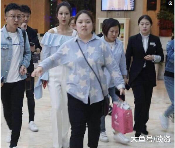 助理不懂事和杨紫抢镜, 杨紫的表情亮了