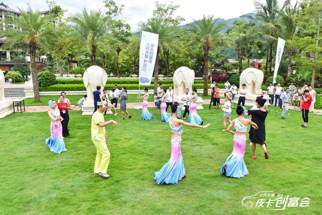 一口气买七辆! 究竟是炒作还是口碑相传?