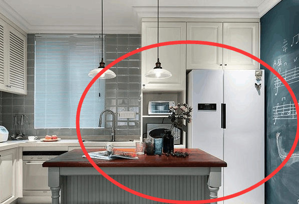 冰箱还傻傻放厨房里? 不要再错了, 现在装修都流行放这里!