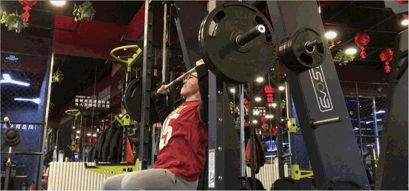 海阔天空0rdktt 馆藏分类 gif 第二个动作,史密斯杠林肩上推举,为什么