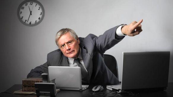 公司在这3种情况下开除你, 要支付赔偿金, 不给就告他