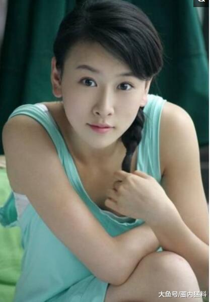 被称为最美S型身材, 如今凭借一组孕照火了, 堪称大众心中女神